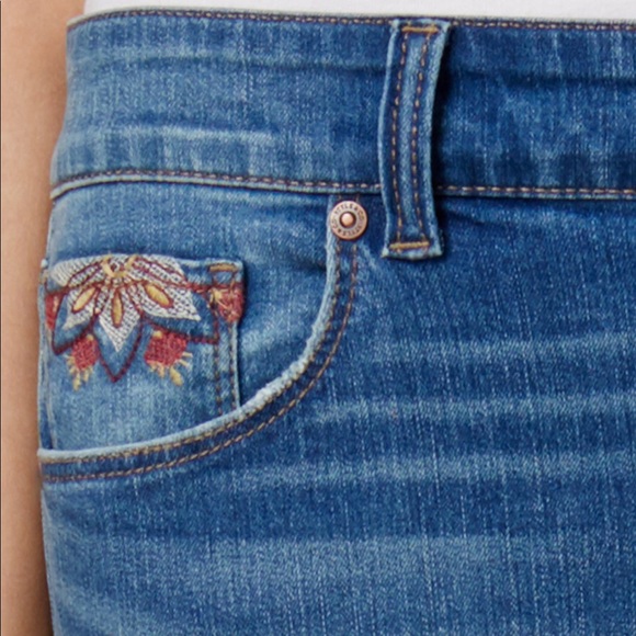 Style & co | Blue Embroidered Skinny Ankle Jeans 4 - Picture 2 of 4